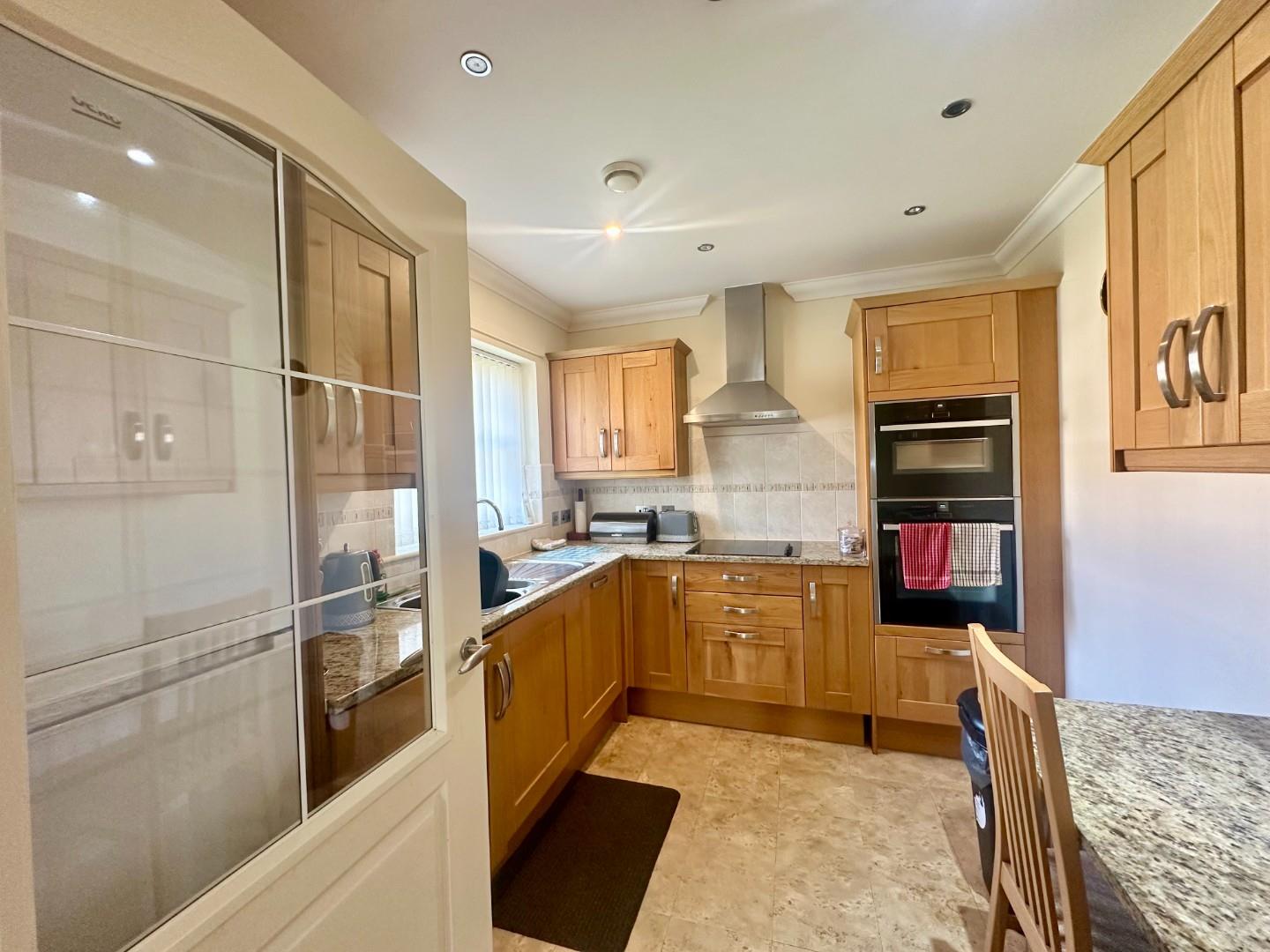 Brampton Valley Lane, Chapel Brampton