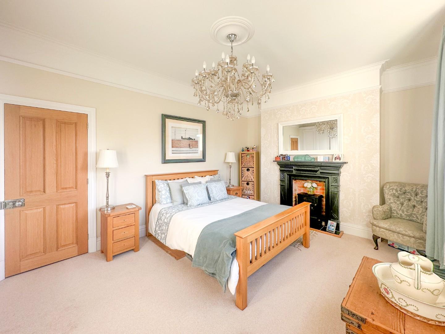 Langham Place, Barrack Road