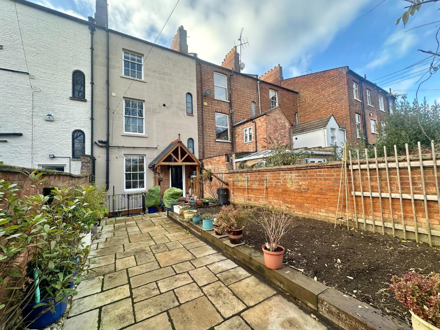 Langham Place, Barrack Road