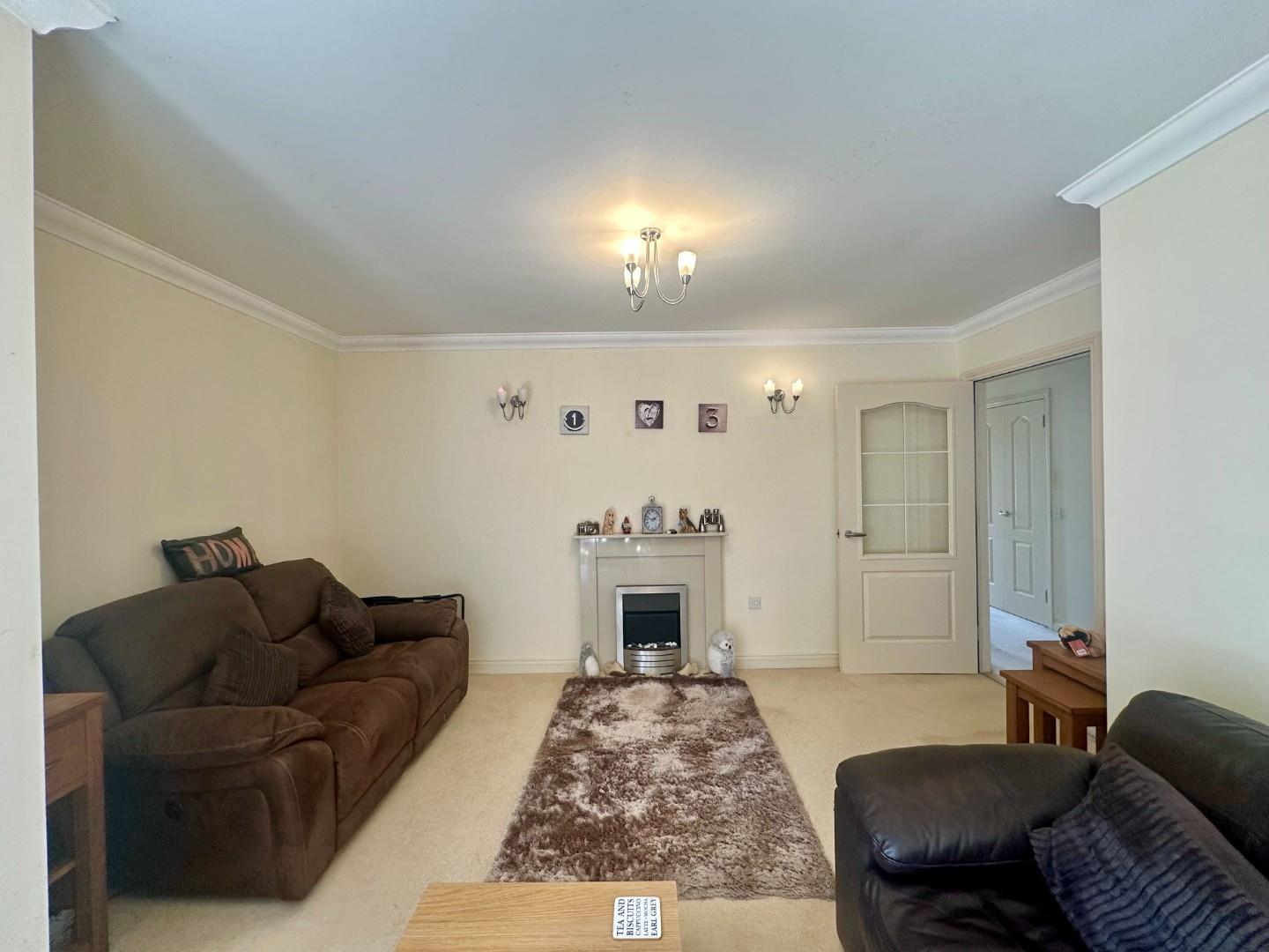 Brampton Valley Lane, Chapel Brampton