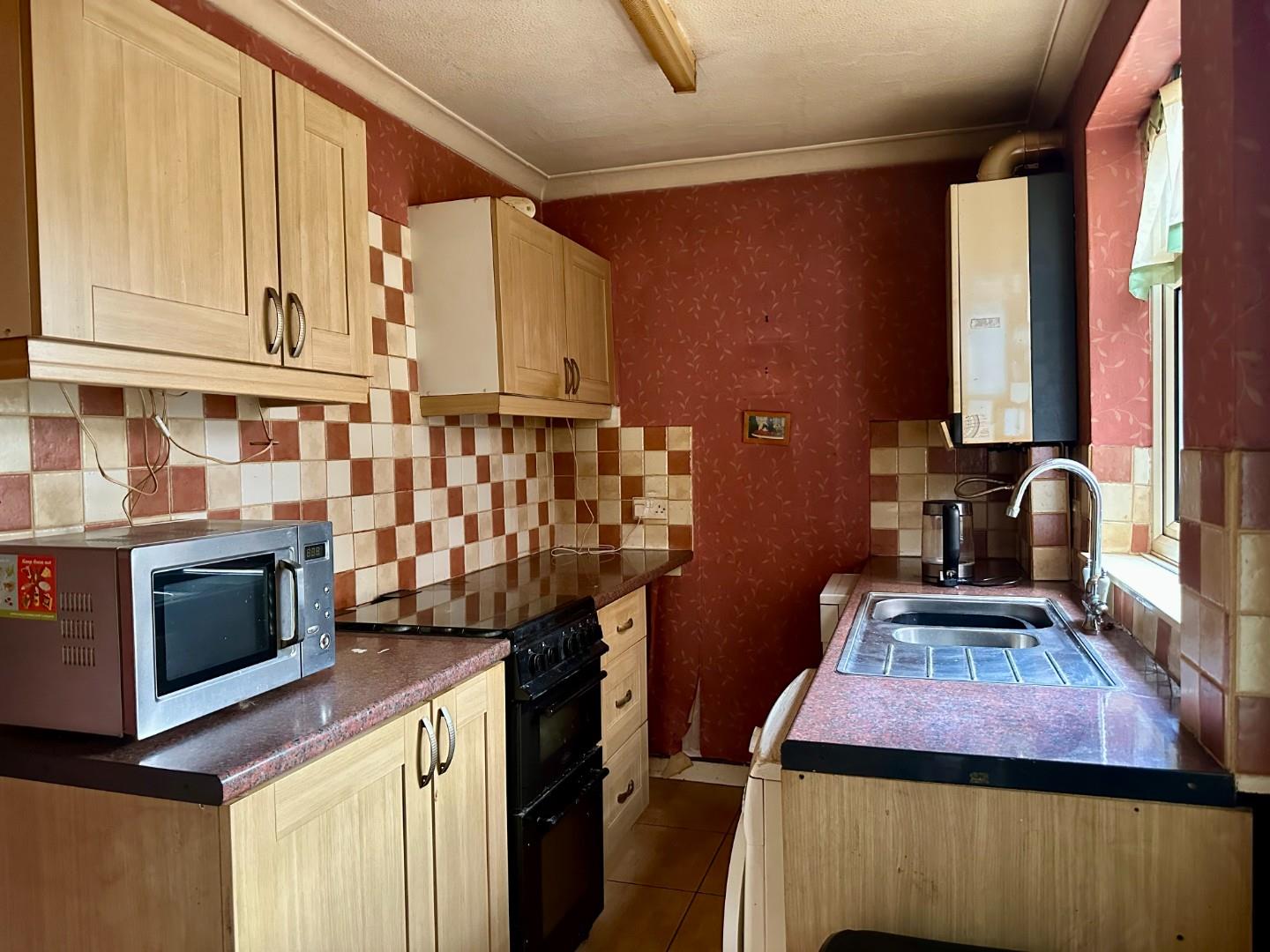 Hampton Street, Semilong