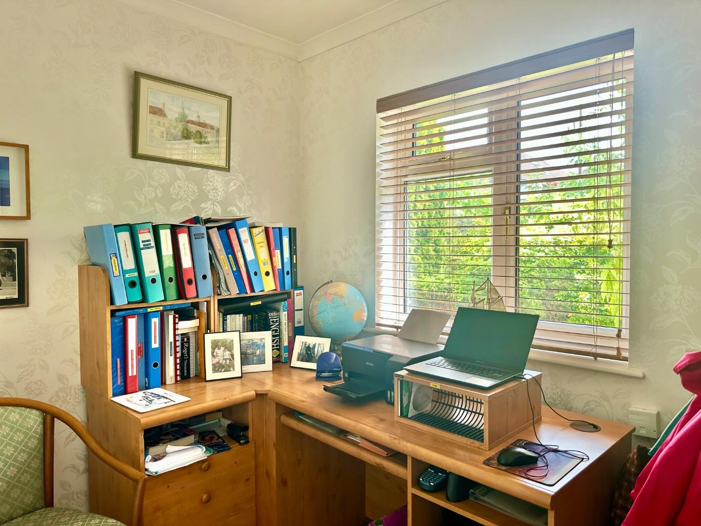 North Western Avenue, Kingsthorpe