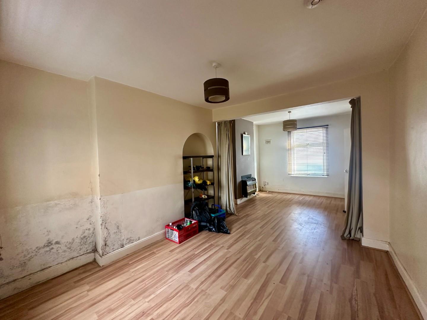 Lower Priory Street, Semilong