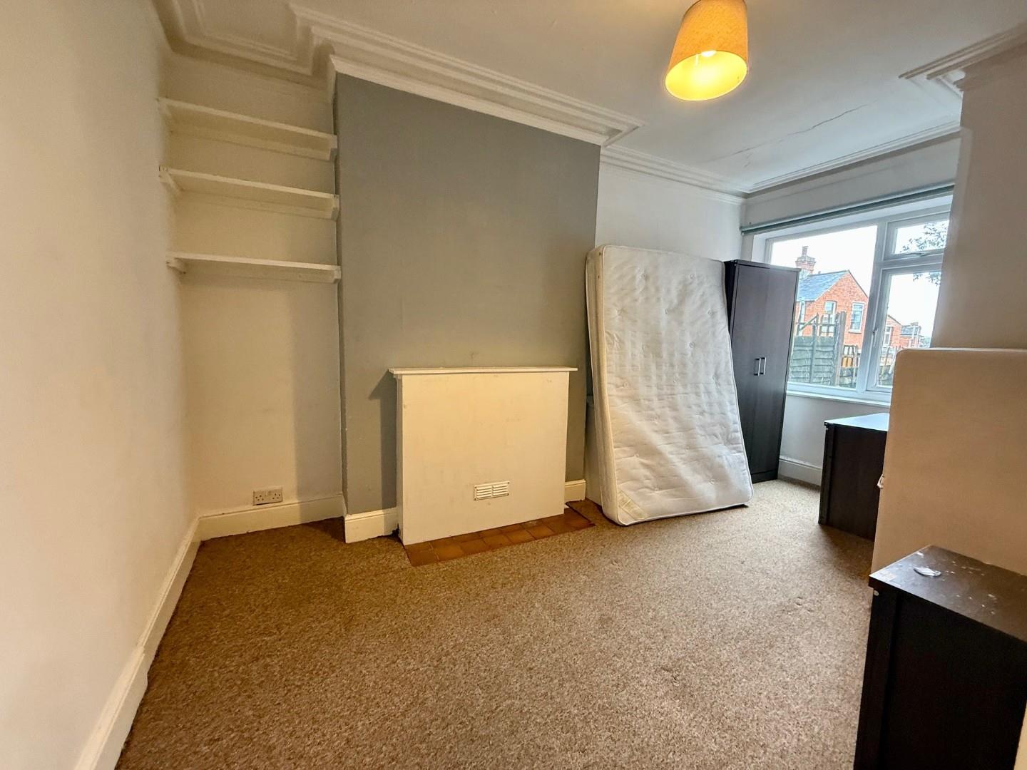 Semilong Road, Semilong