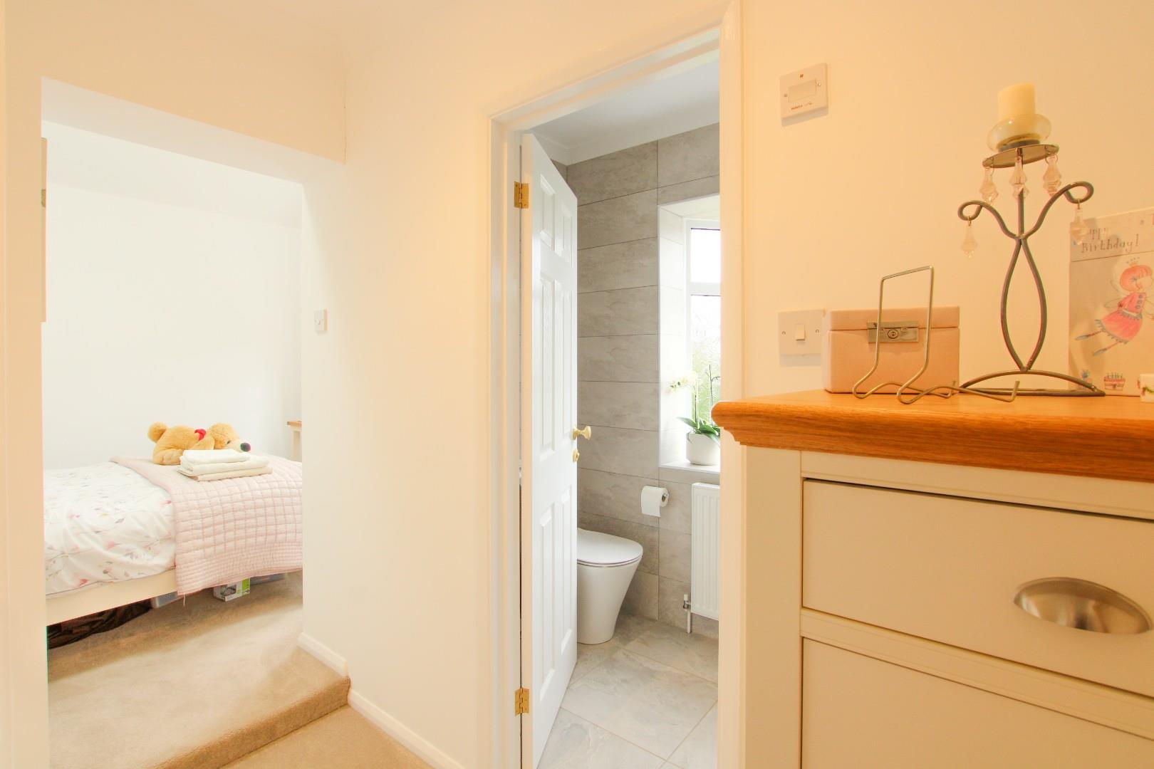 North Western Avenue, Kingsthorpe