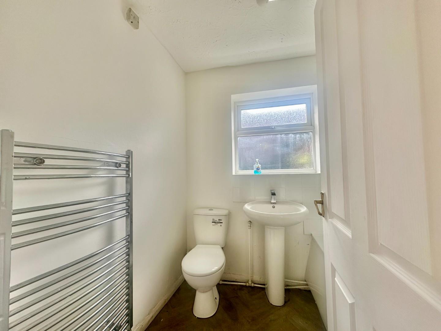 Lower Hester Street, Semilong