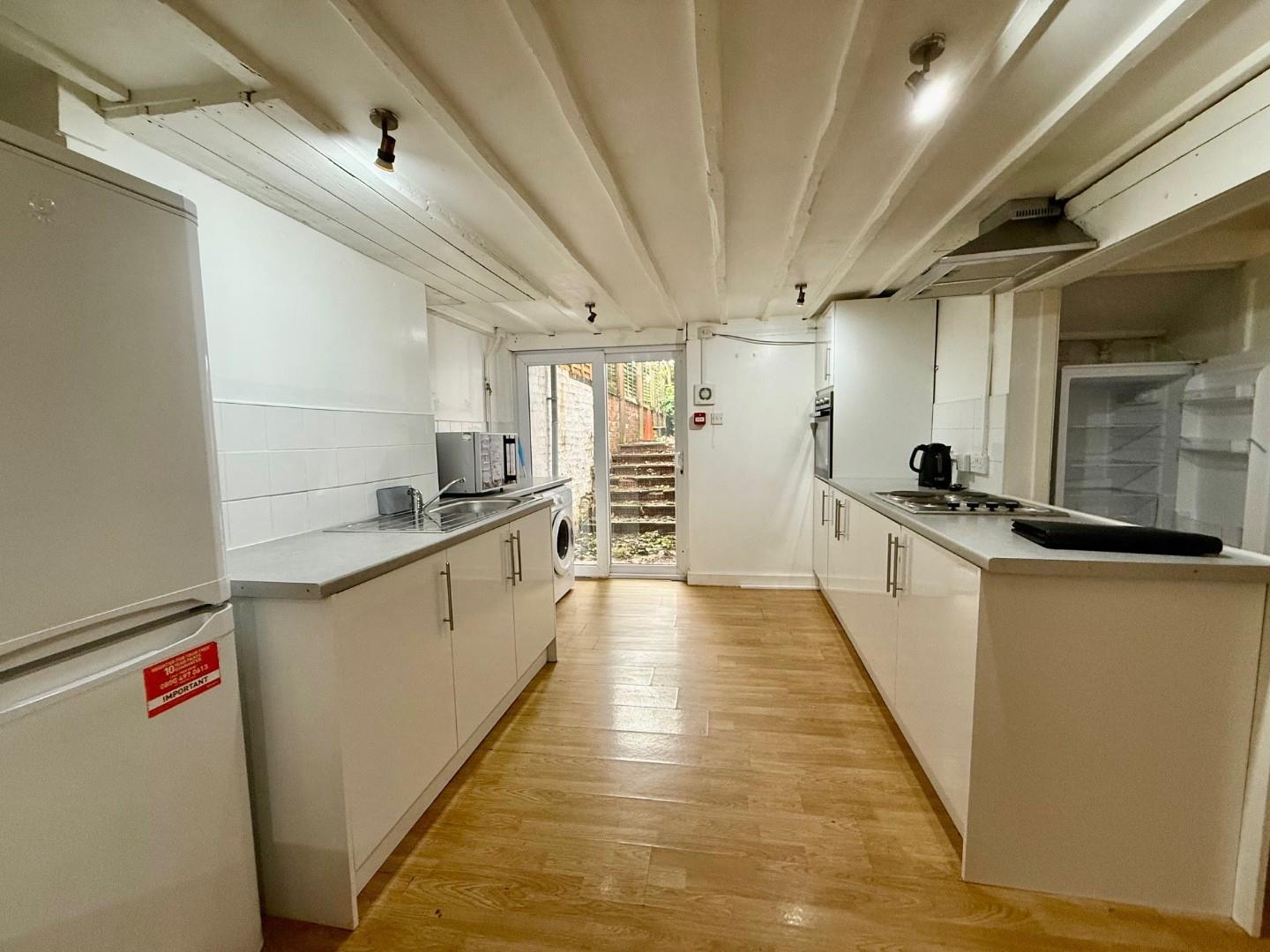 Semilong Road, Semilong