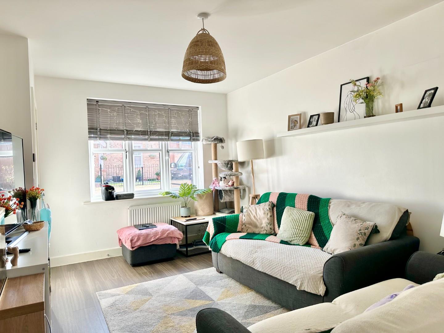 Glebe Road, Boughton