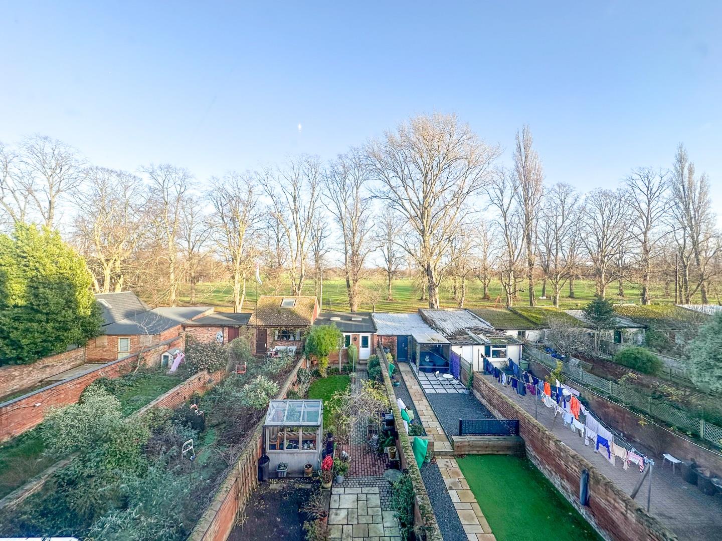 Langham Place, Barrack Road