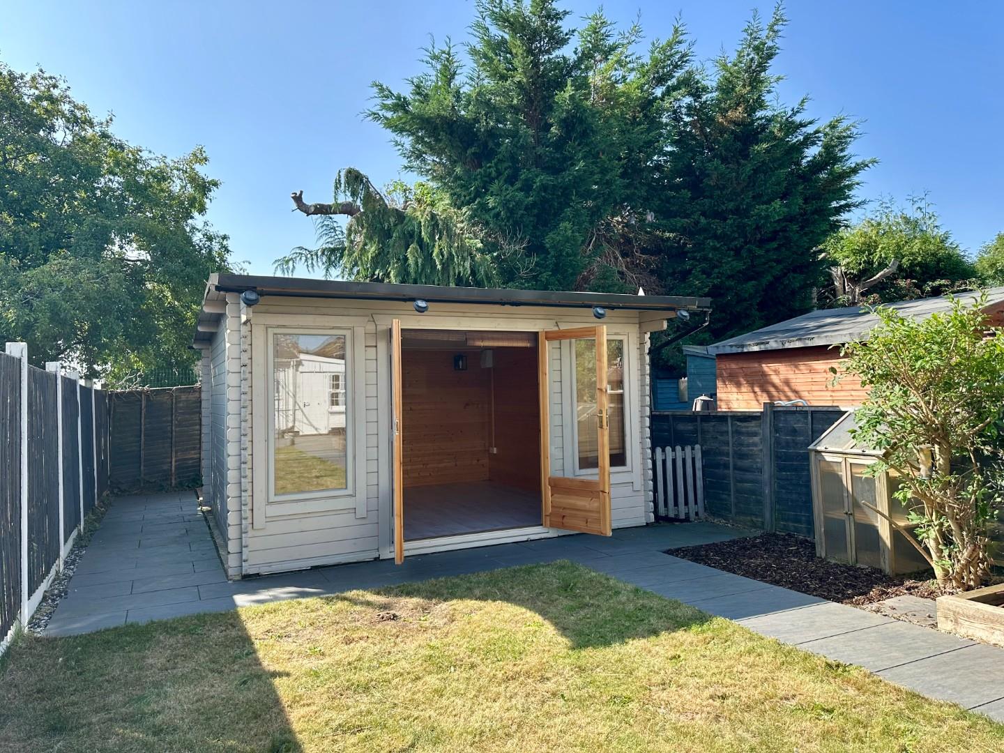 Greenhills Road, Kingsthorpe