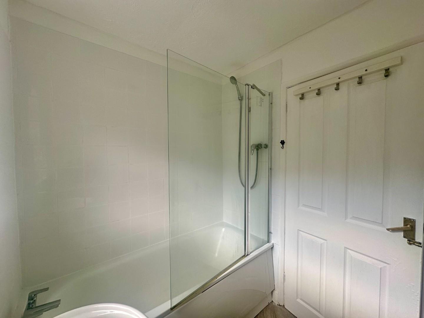 Lower Hester Street, Semilong