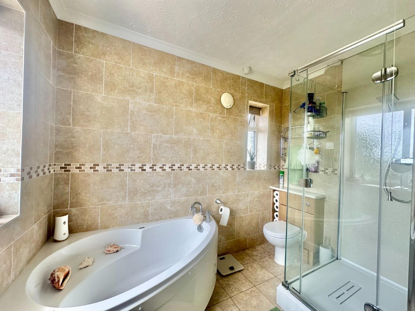 North Western Avenue, Kingsthorpe