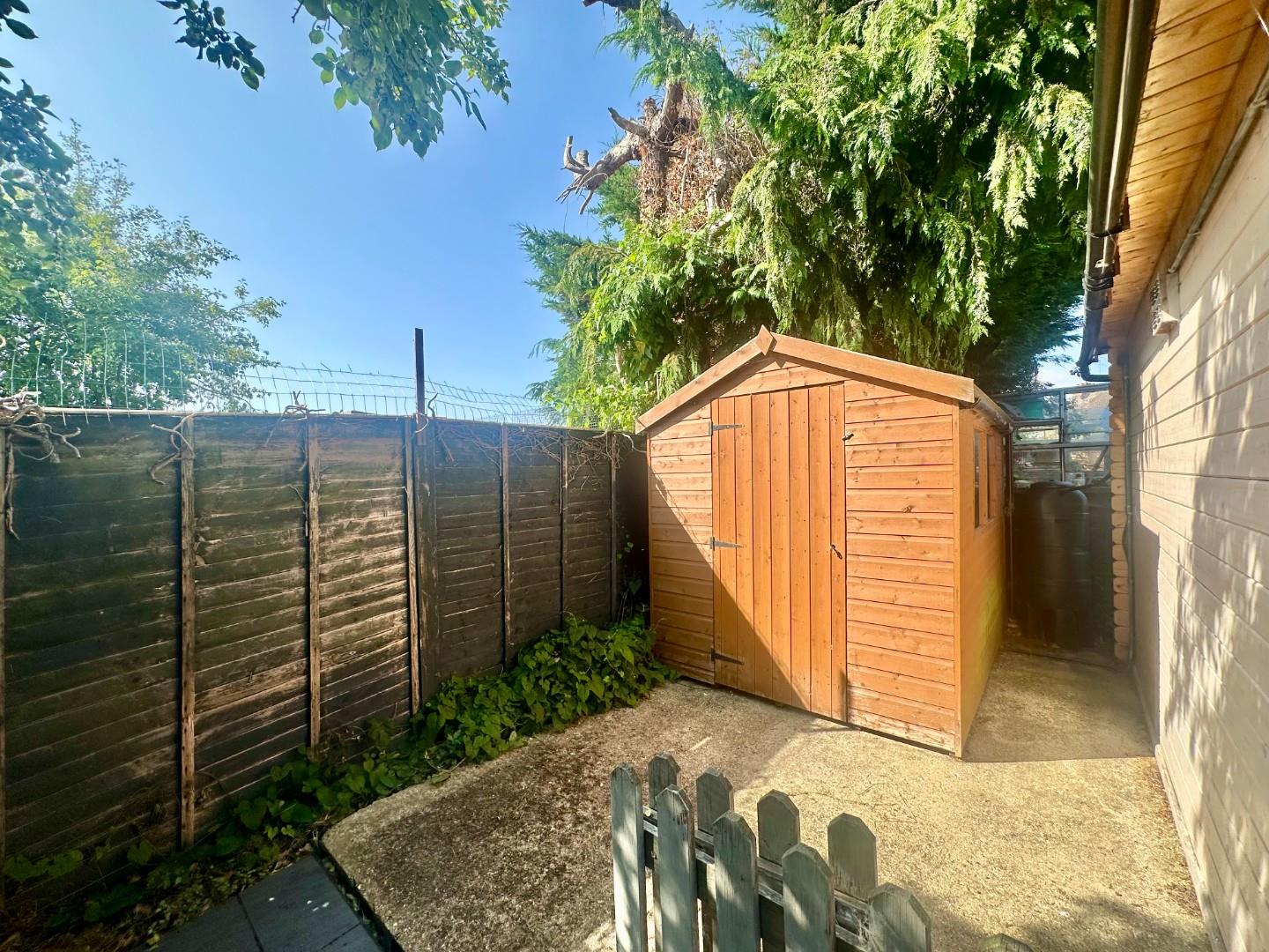 Greenhills Road, Kingsthorpe