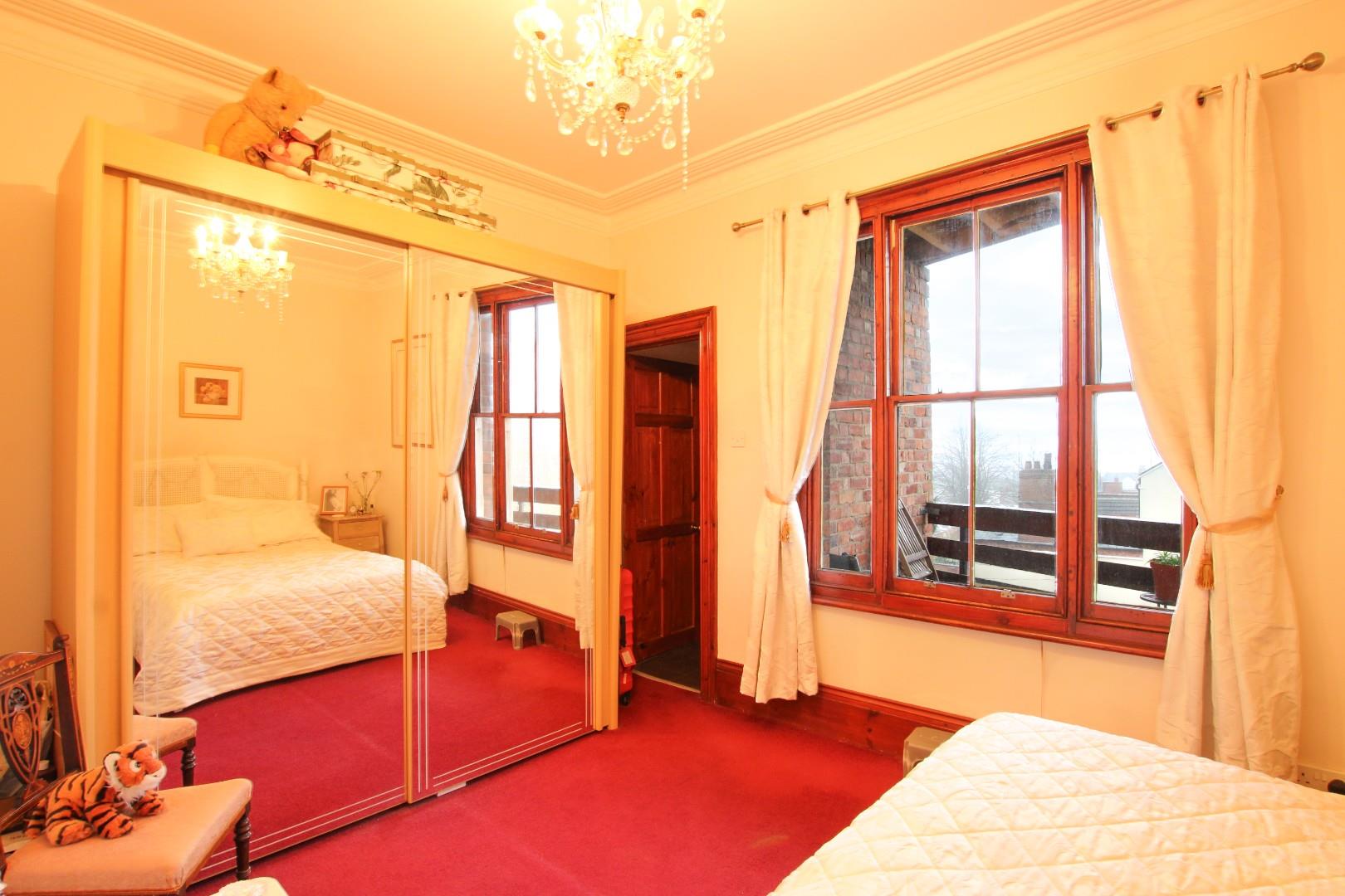 Leicester Parade, Barrack Road