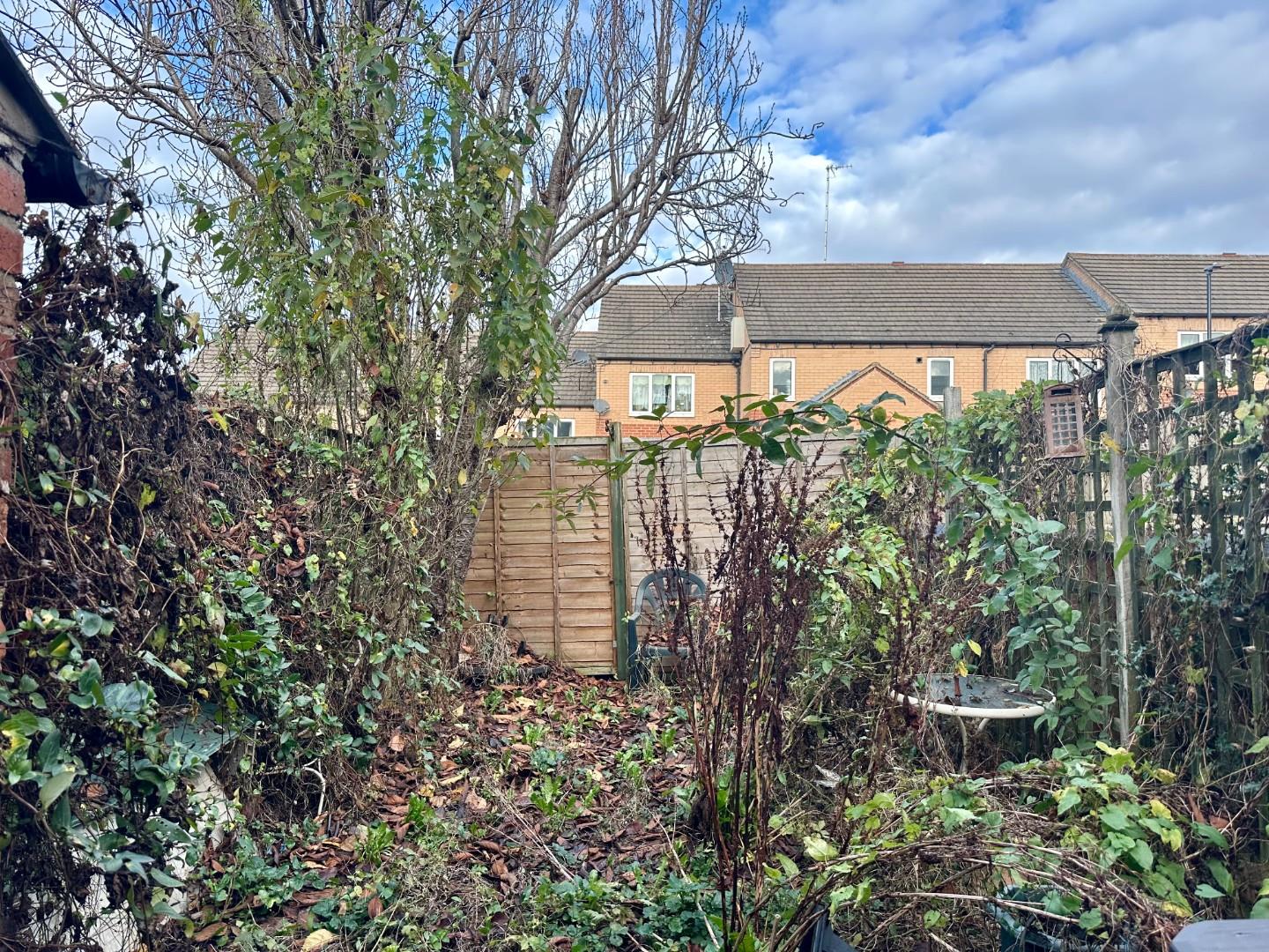 Hampton Street, Semilong