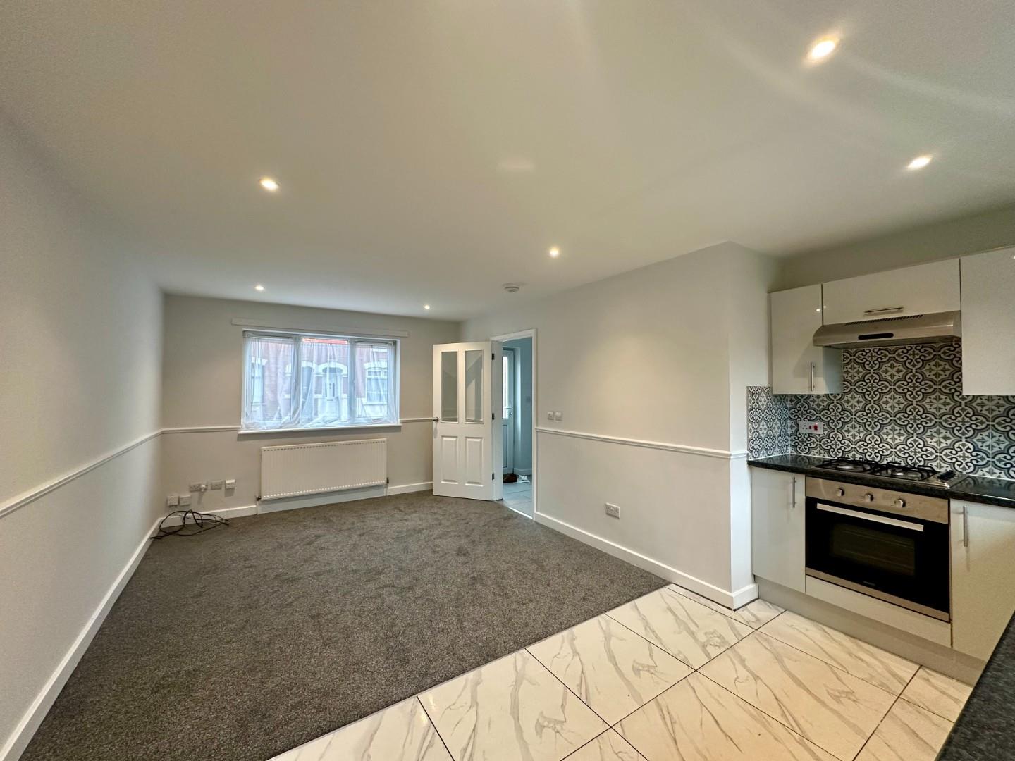 Cambridge Street, Semilong