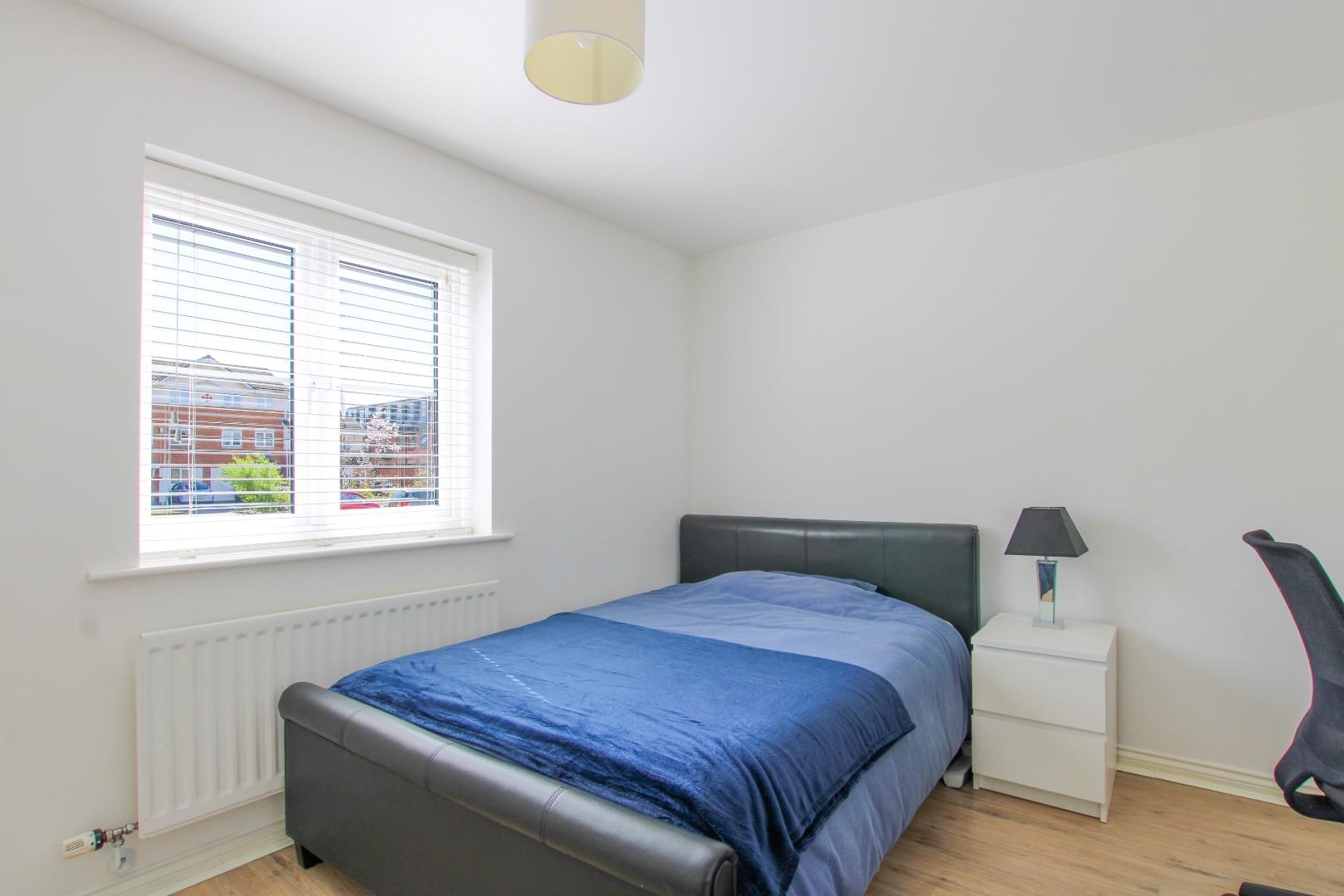 Balfour Road, Queens Park