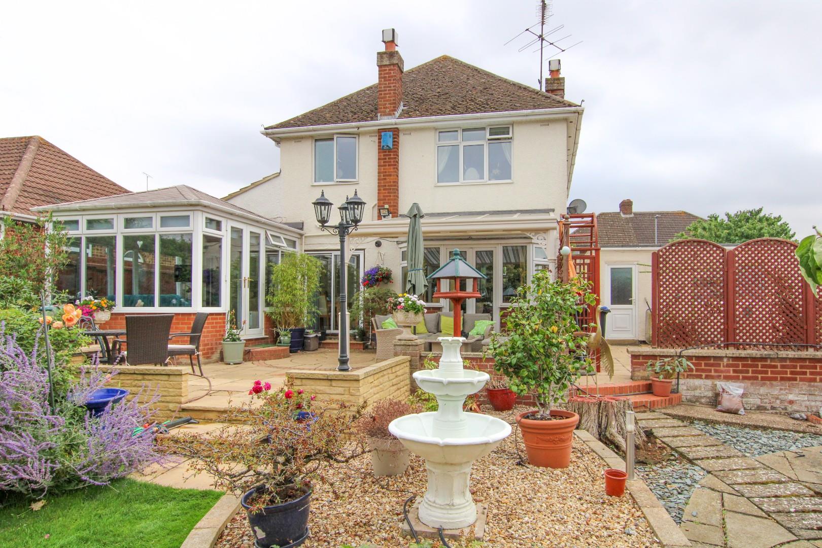 North Western Avenue, Kingsthorpe