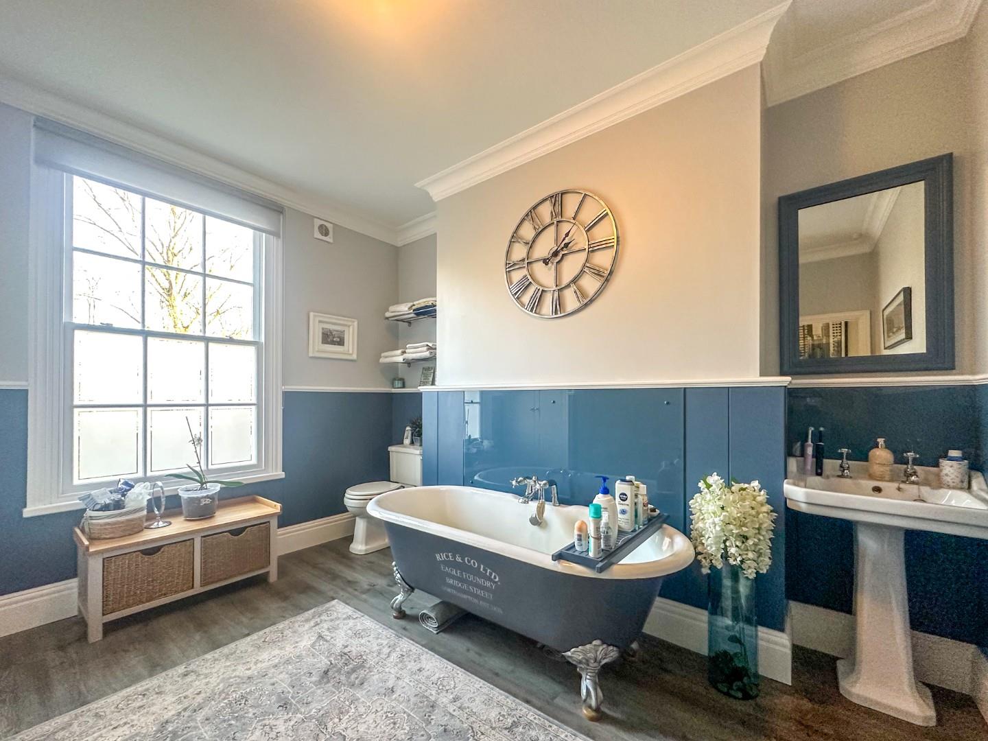 Langham Place, Barrack Road