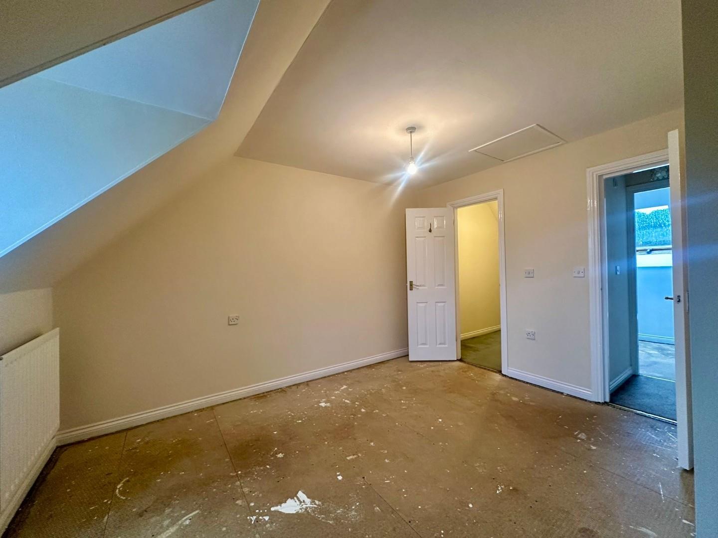 Balfour Road, Queens Park