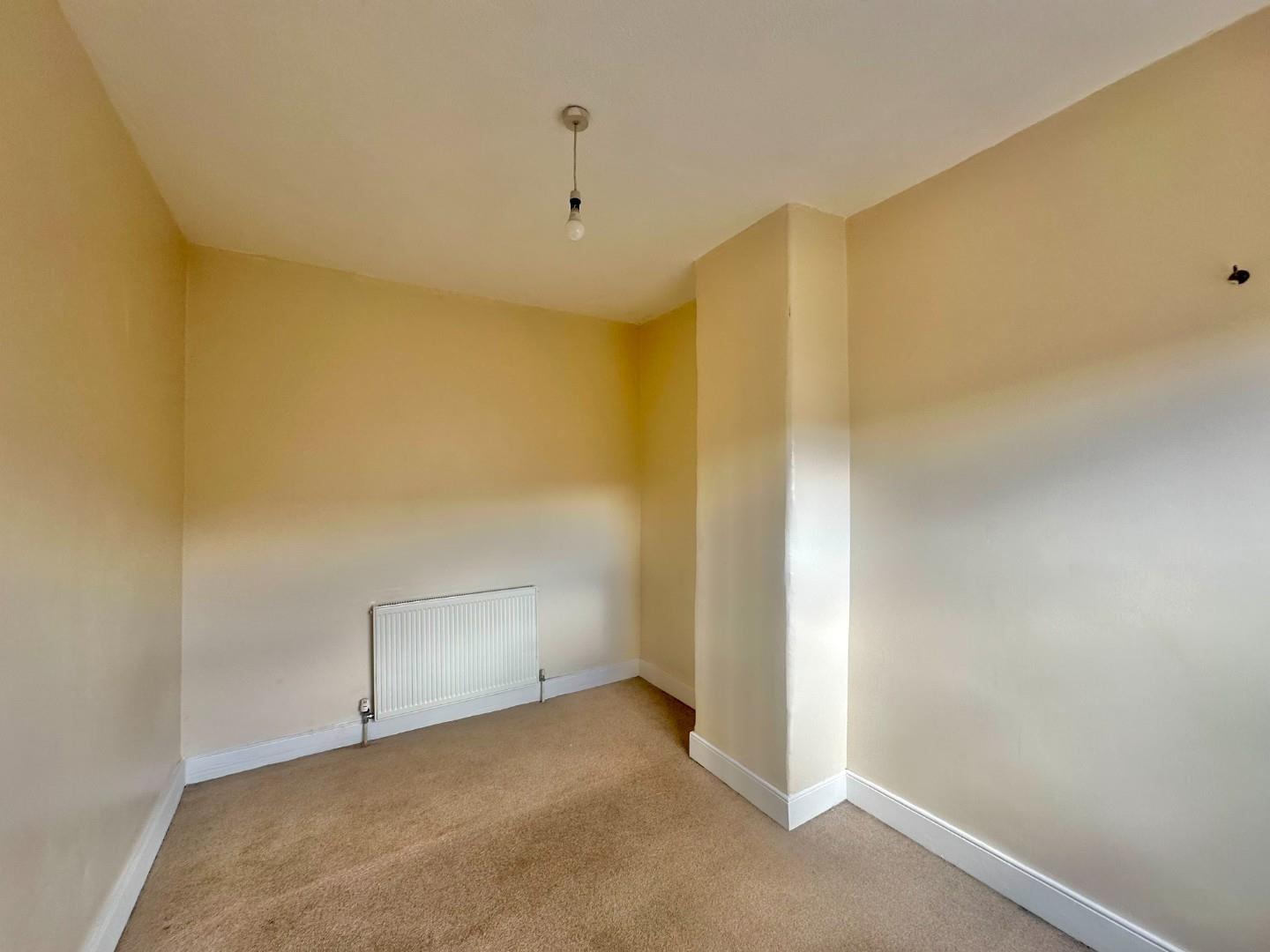 Lower Hester Street, Semilong