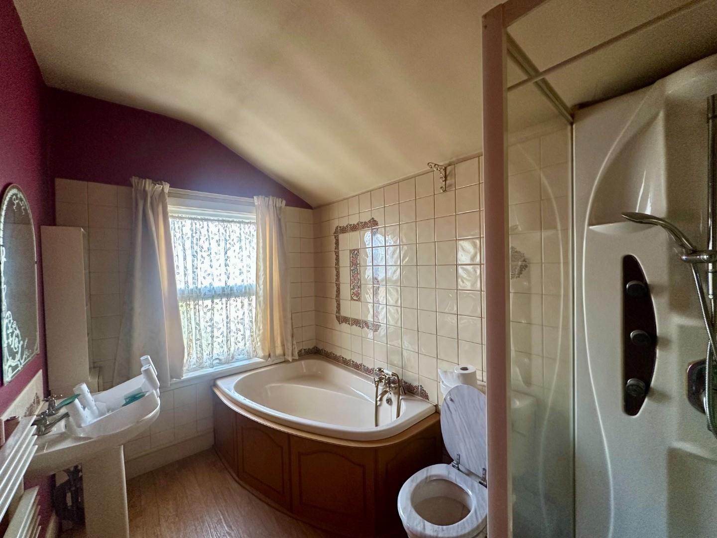 Hampton Street, Semilong