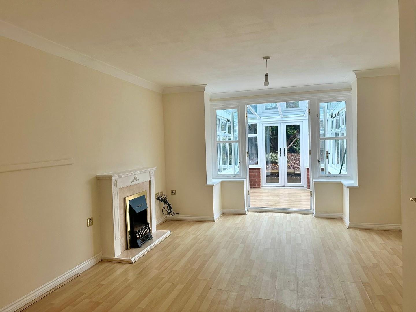 Balfour Road, Queens Park