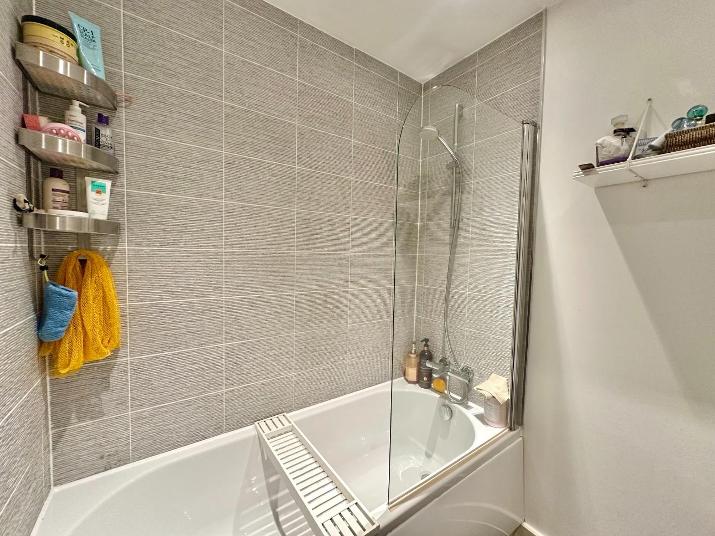 Glebe Road, Boughton