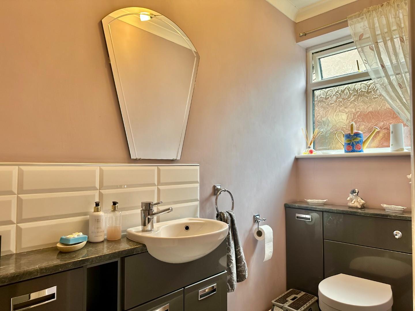 North Western Avenue, Kingsthorpe