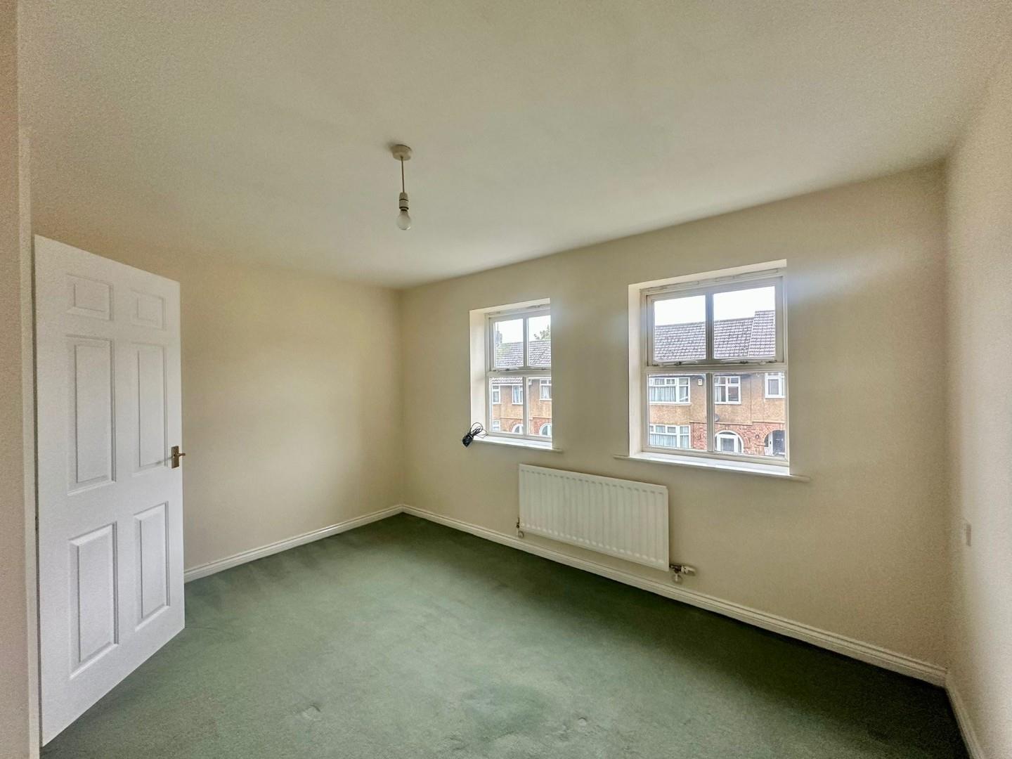 Balfour Road, Queens Park