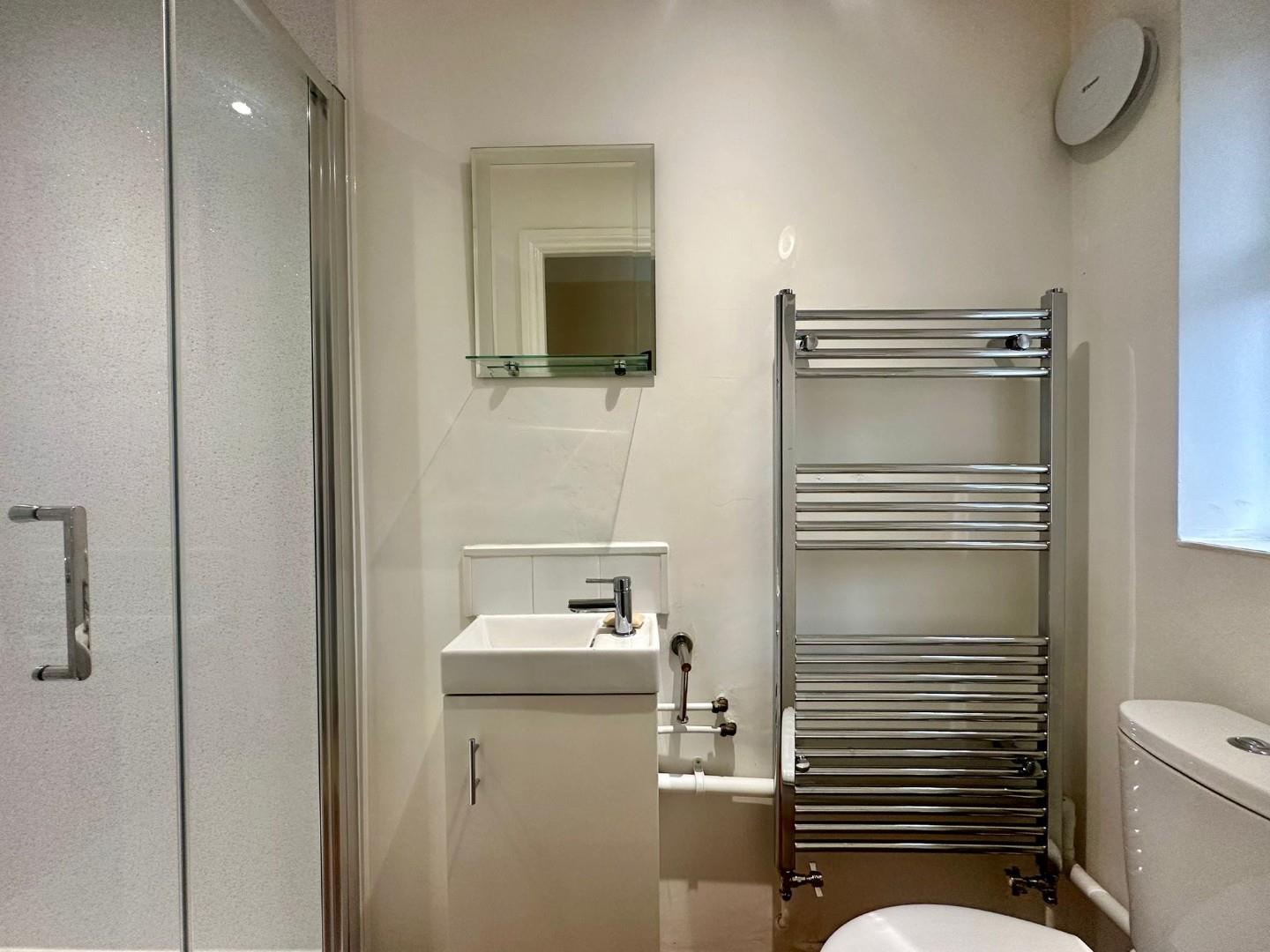 Balfour Road, Queens Park