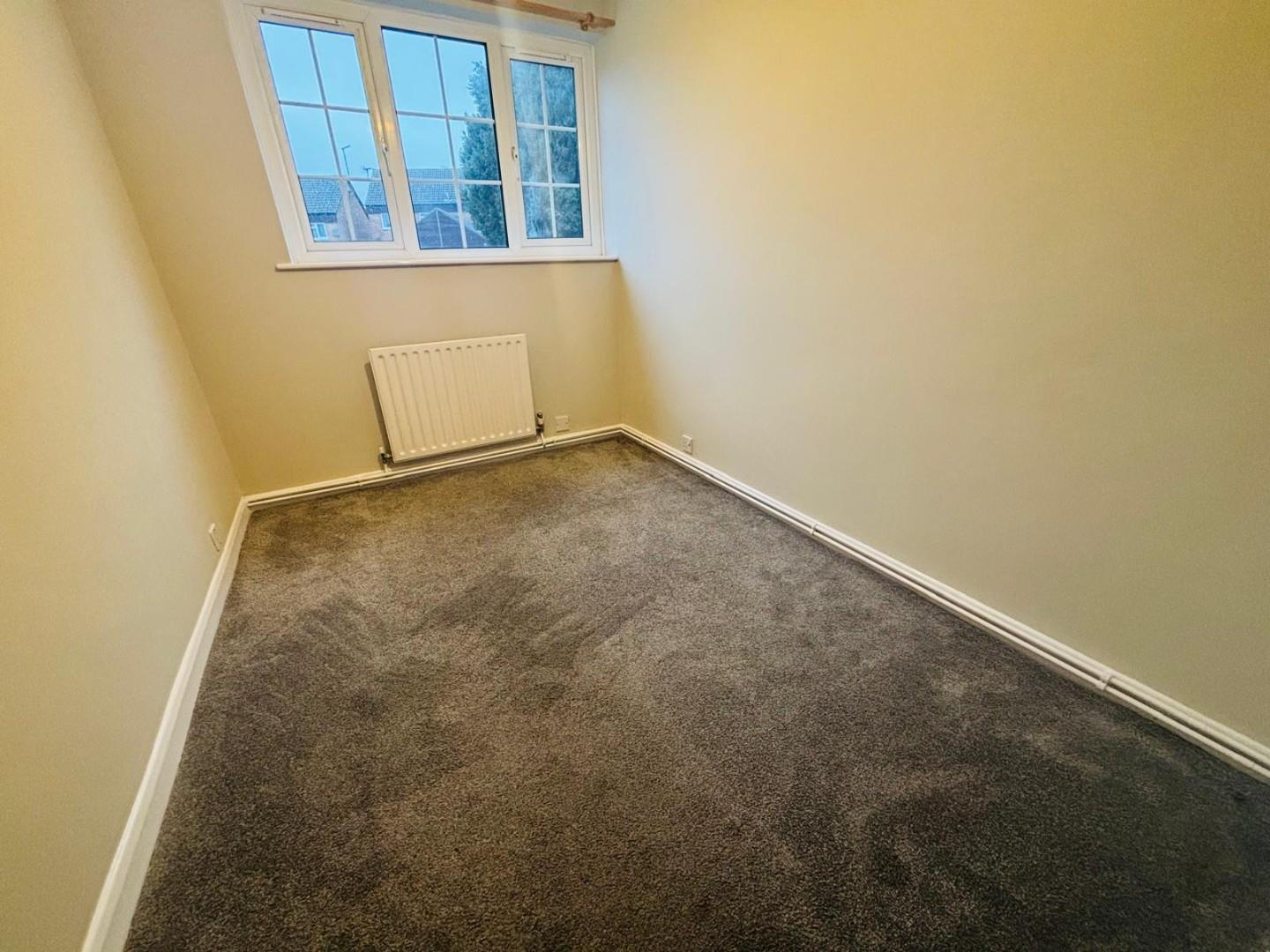 Spinney Hill Road, Spinney Hill