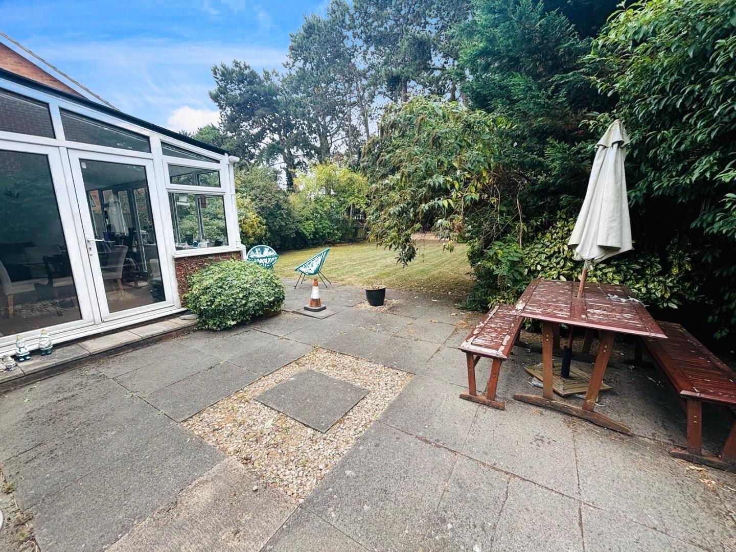 Squires Walk, Spinney Hill