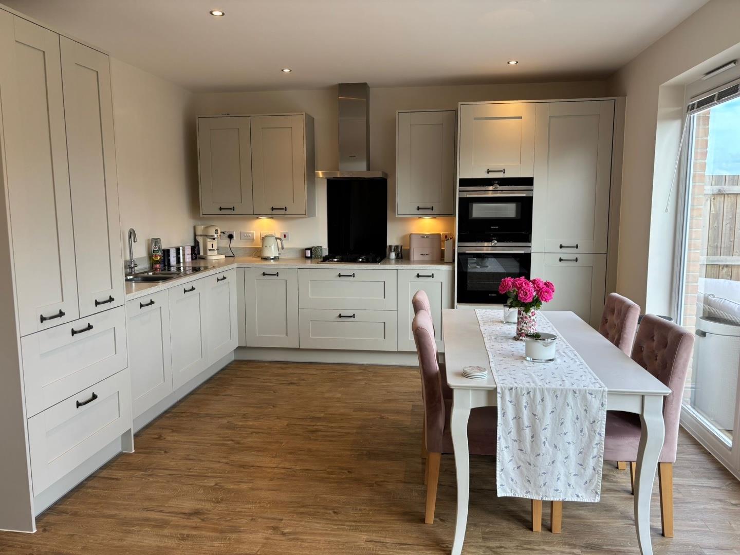 Devon Way, Parklands