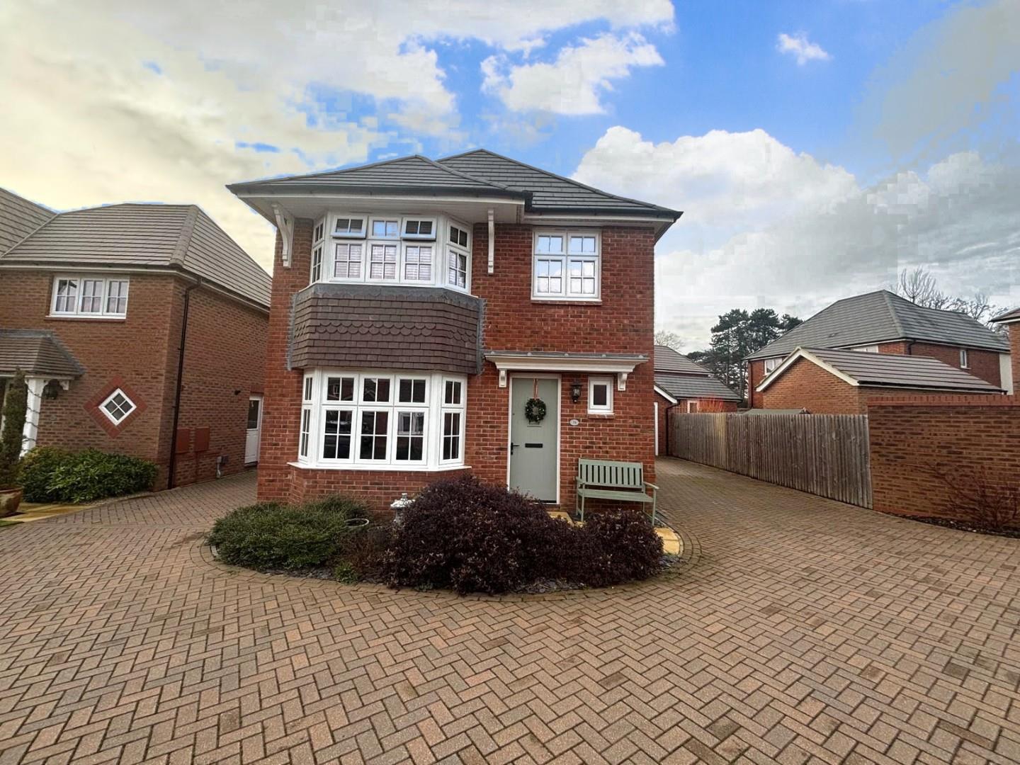 Goodwood Avenue, Parklands