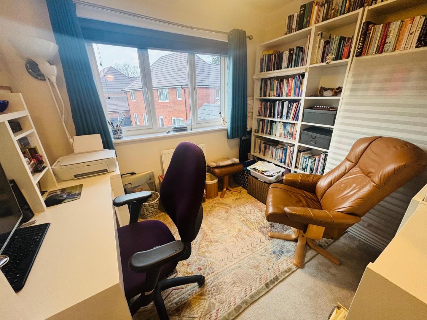 Goodwood Avenue, Parklands