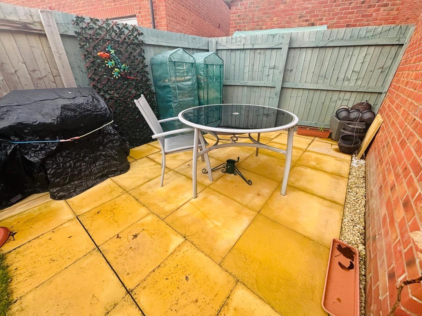 Goodwood Avenue, Parklands