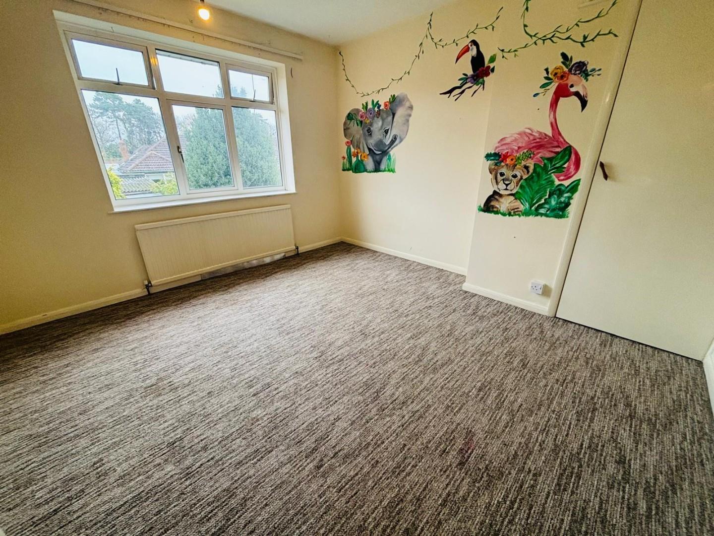 Spinney Hill Road, Spinney Hill