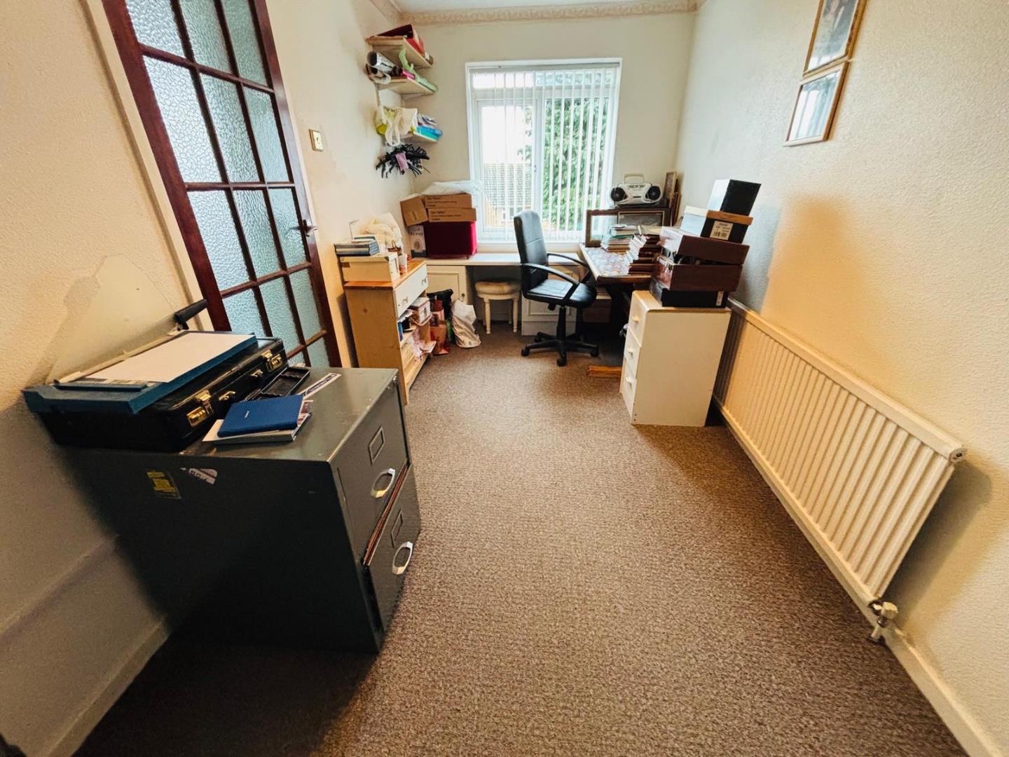 Thruxton Drive, Parklands