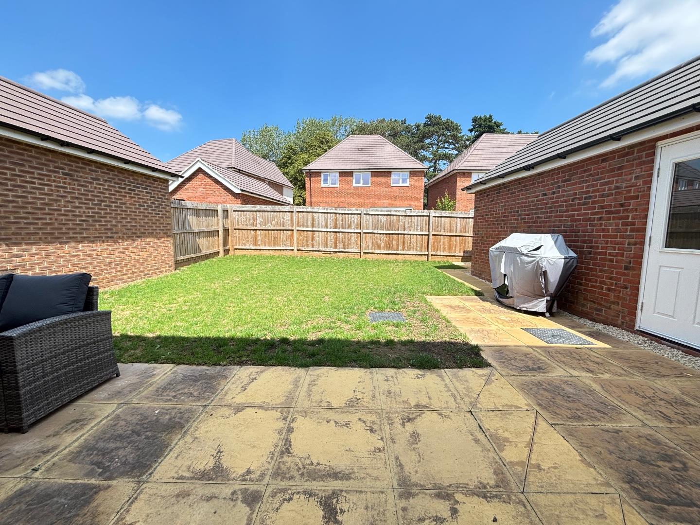 Devon Way, Parklands