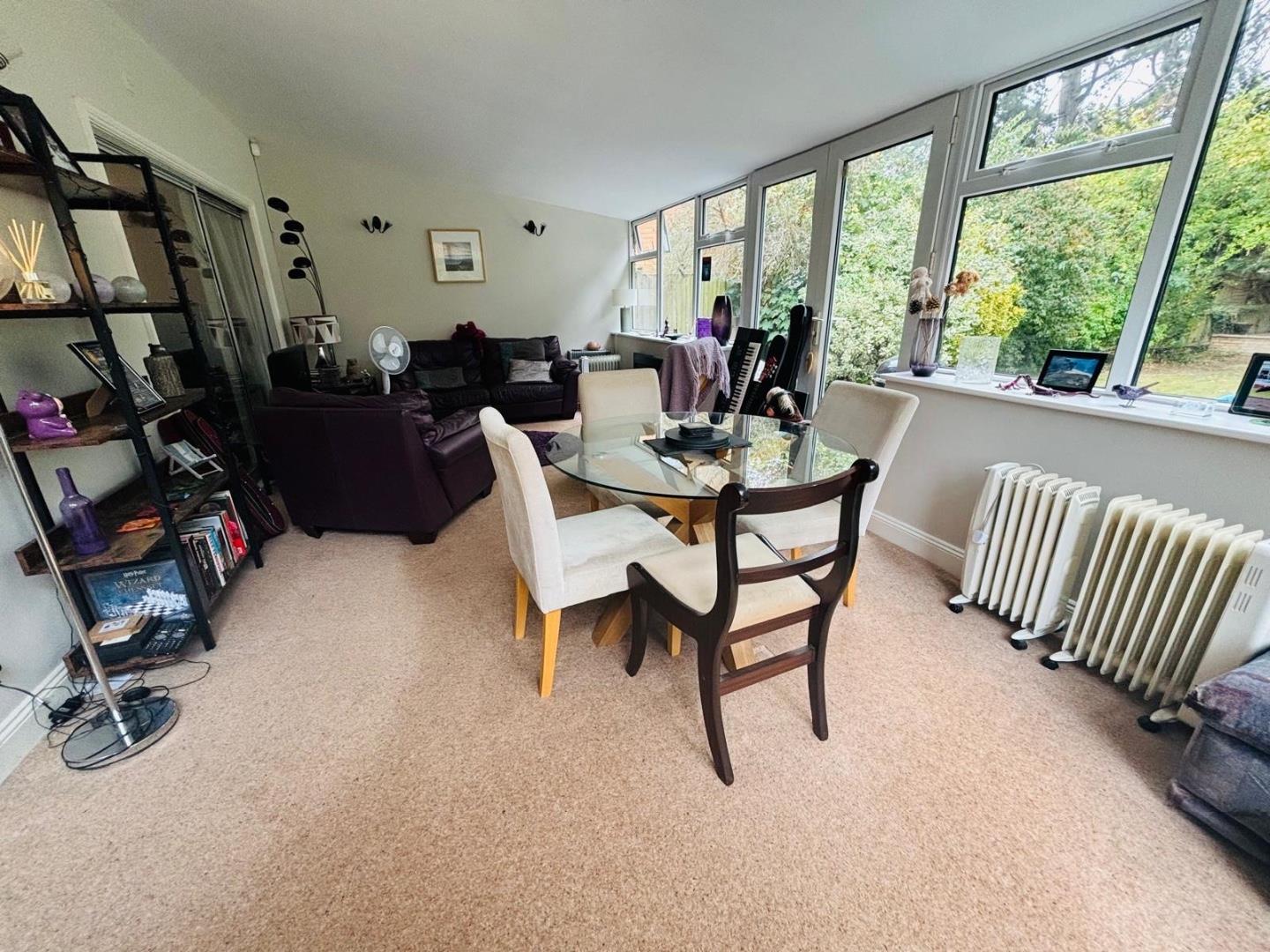 Squires Walk, Spinney Hill