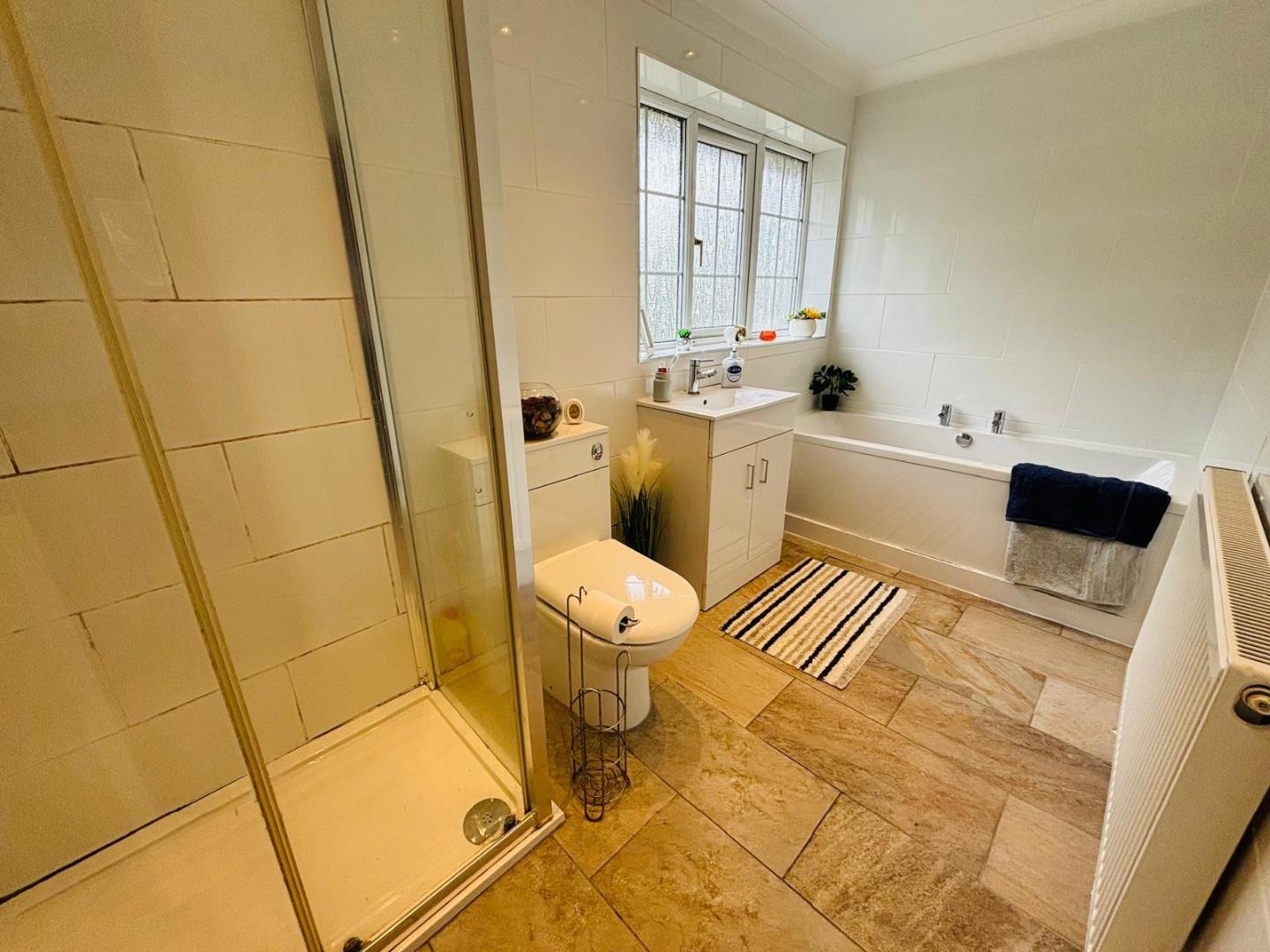 Squires Walk, Spinney Hill