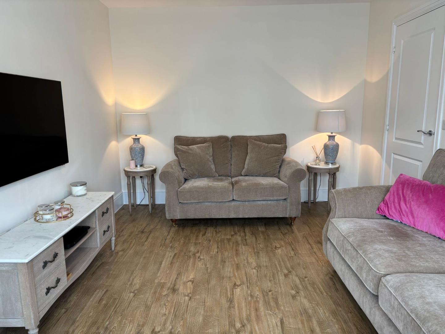 Devon Way, Parklands