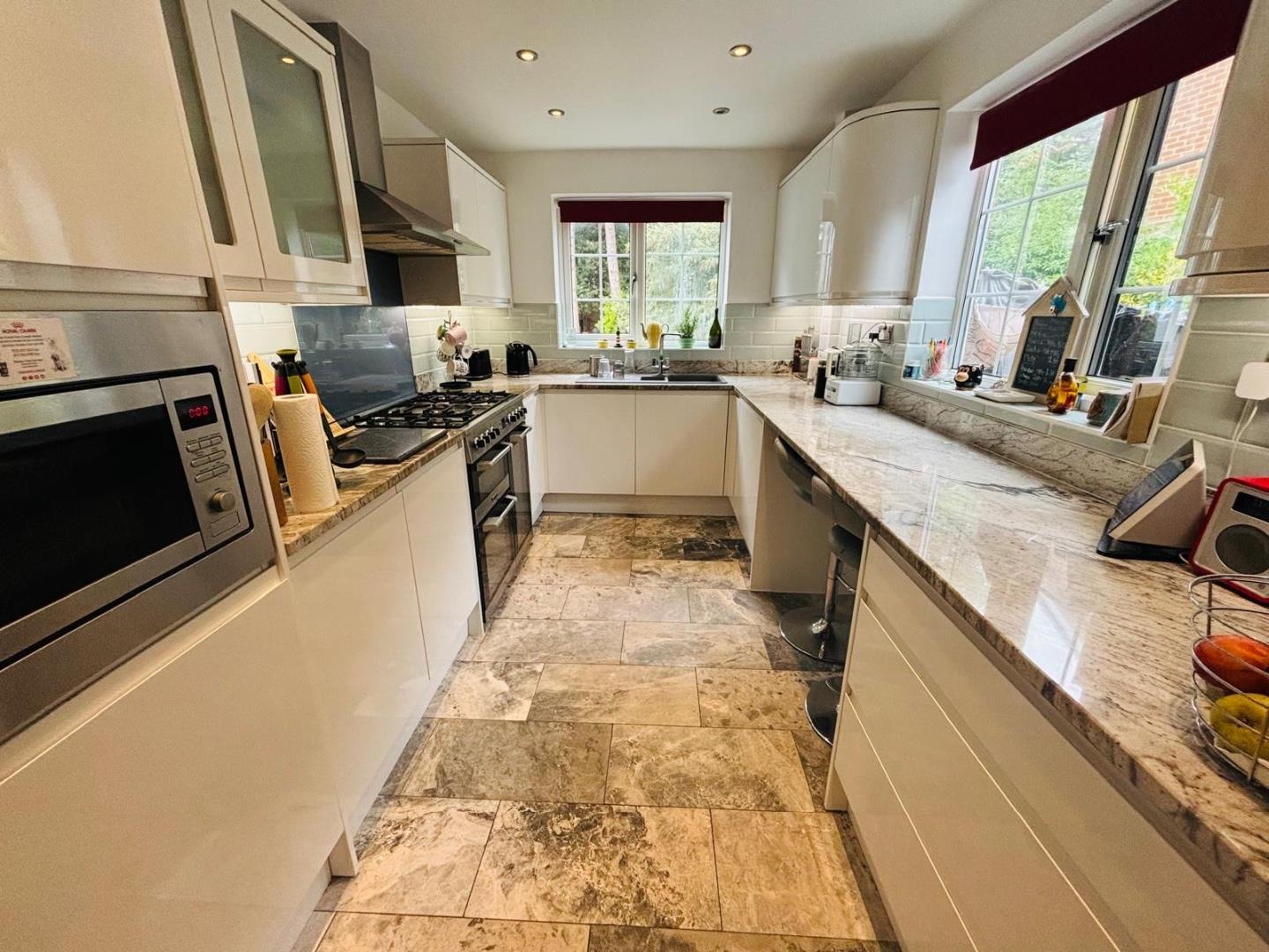 Squires Walk, Spinney Hill