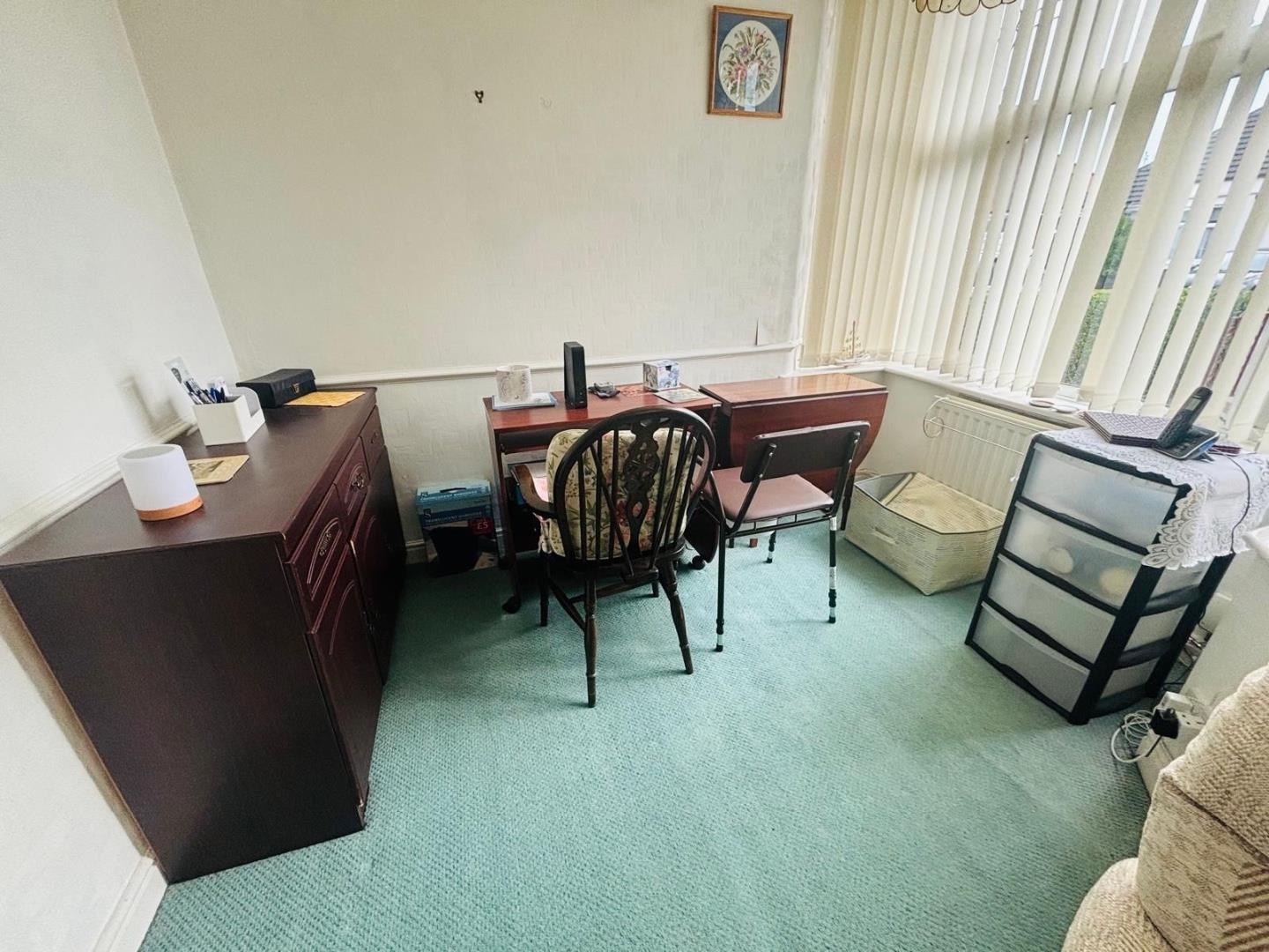 Greville Avenue, Spinney Hill