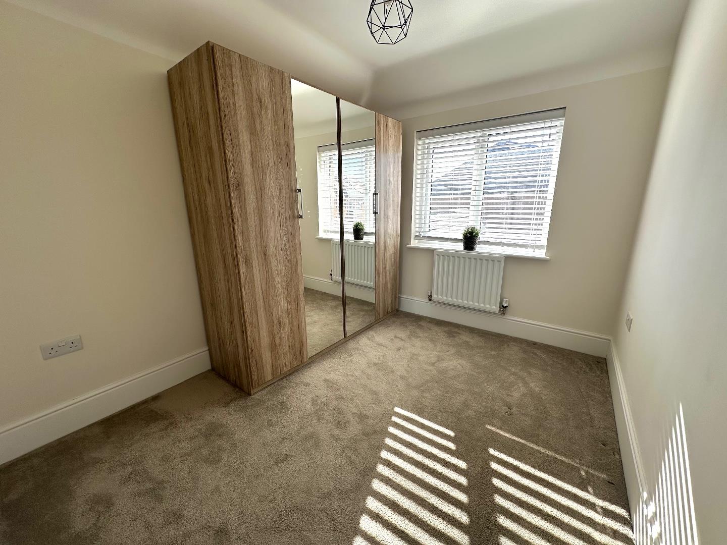 Goodwood Avenue, Parklands