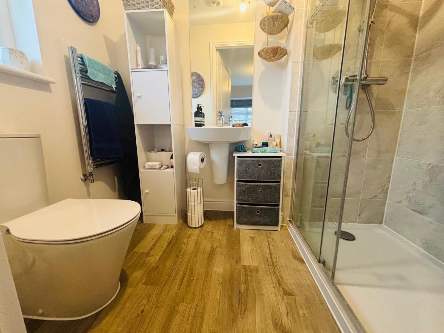 Goodwood Avenue, Parklands