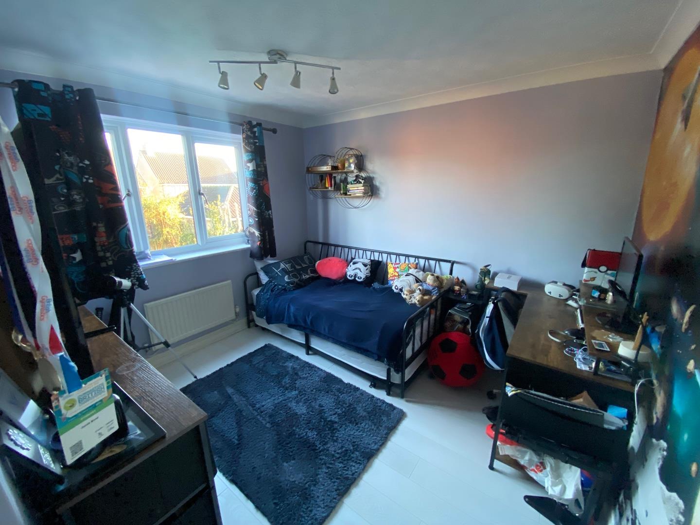 Excelsior Gardens, Duston