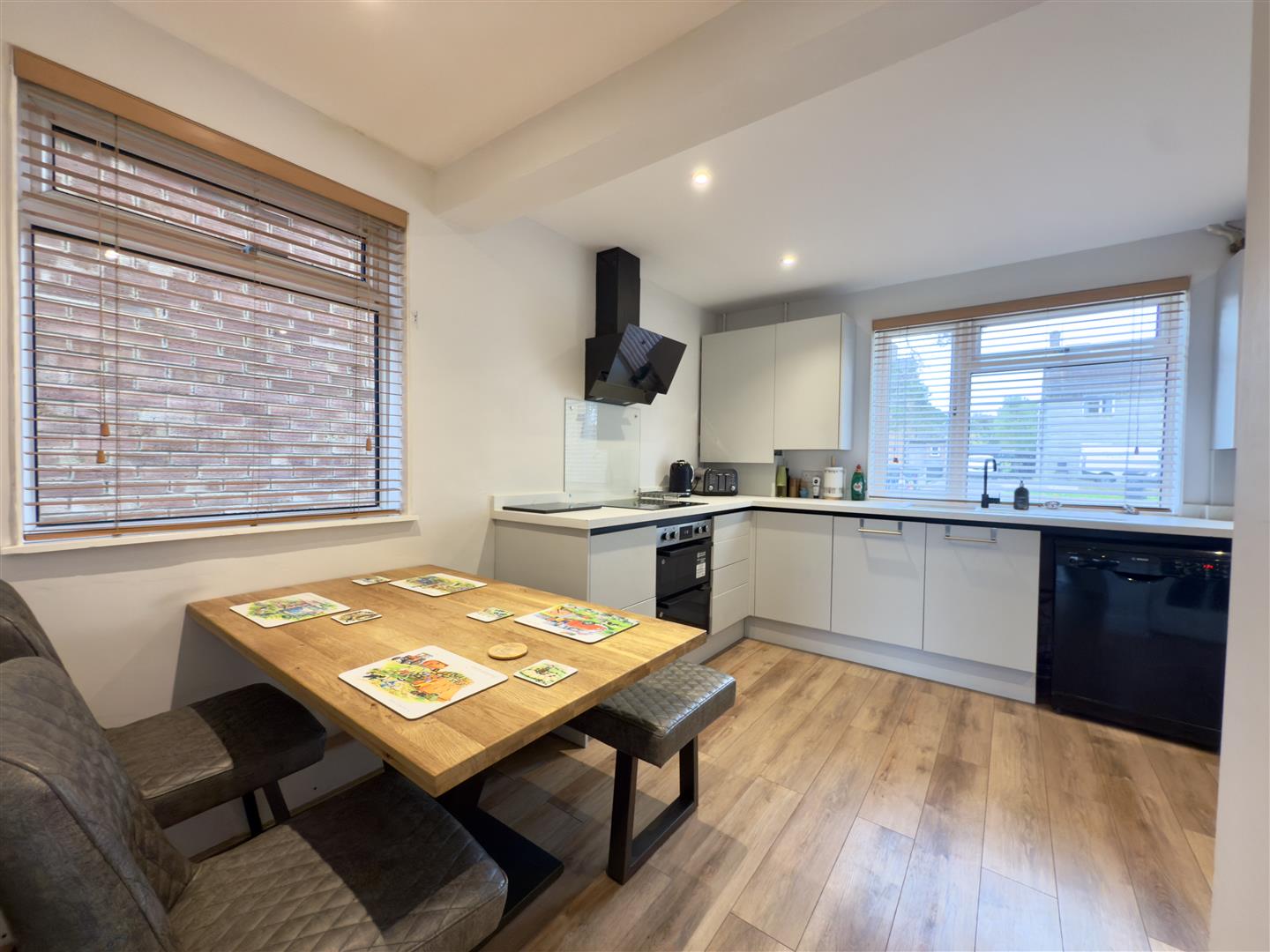 Eastfield Road, Duston