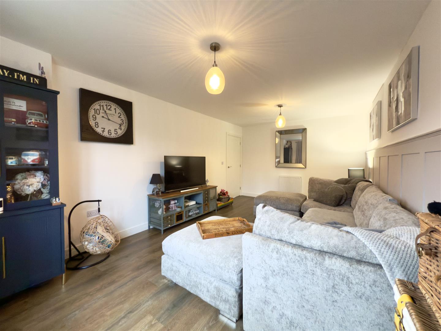 Ash Tree Road, Duston